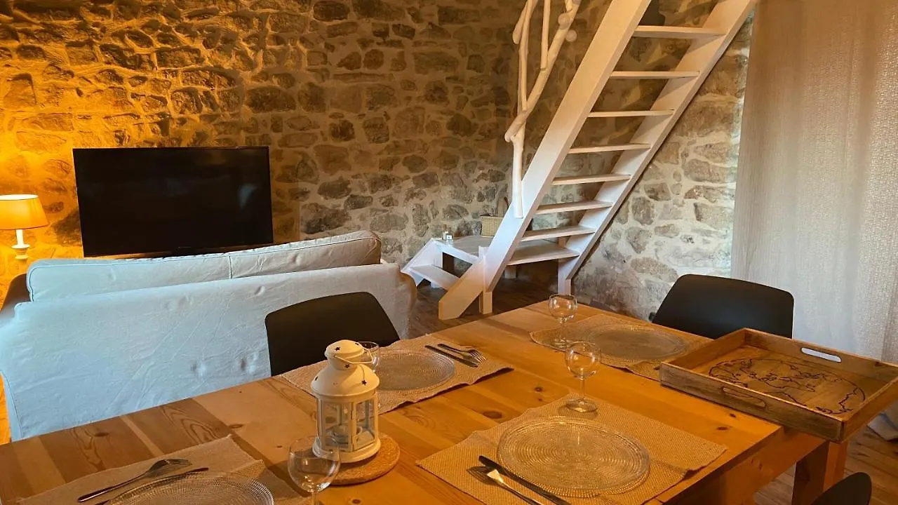Holiday home La Magnanerie Du Castanet Villa Banne